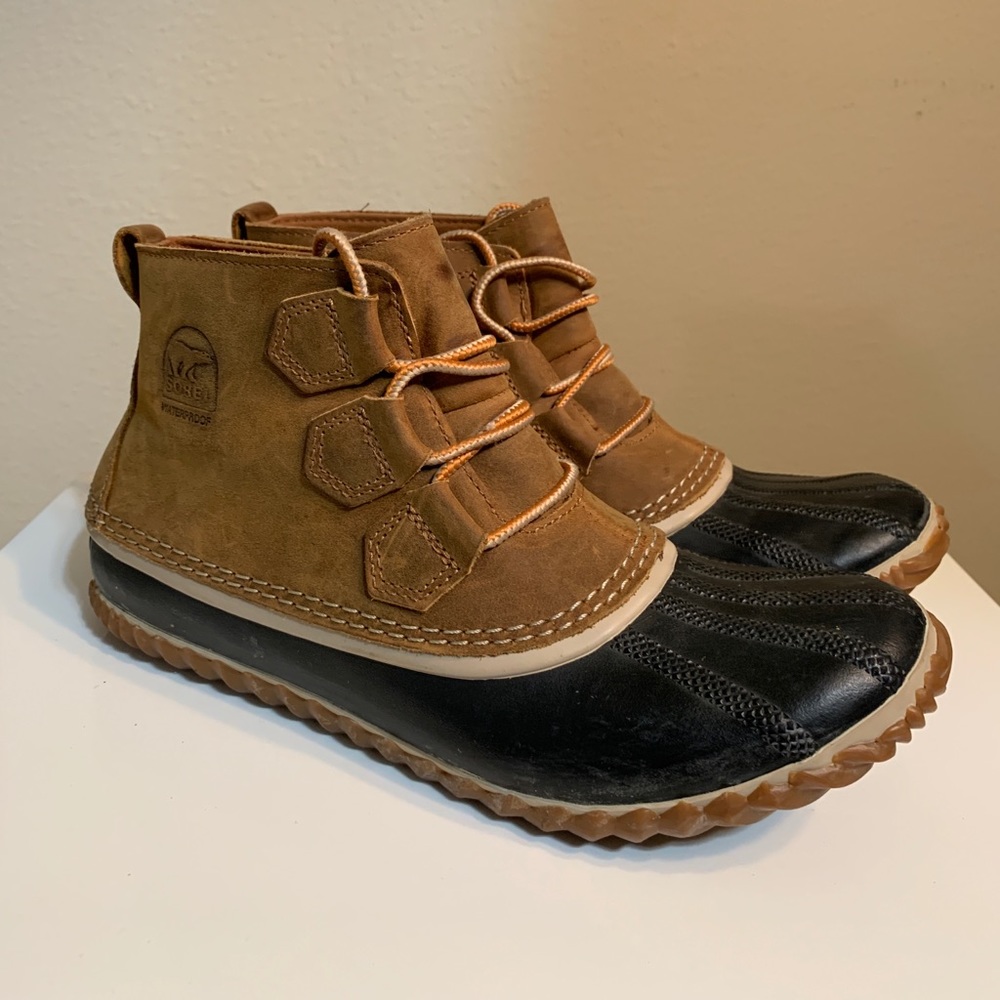 Sorel Out-N-About Boots